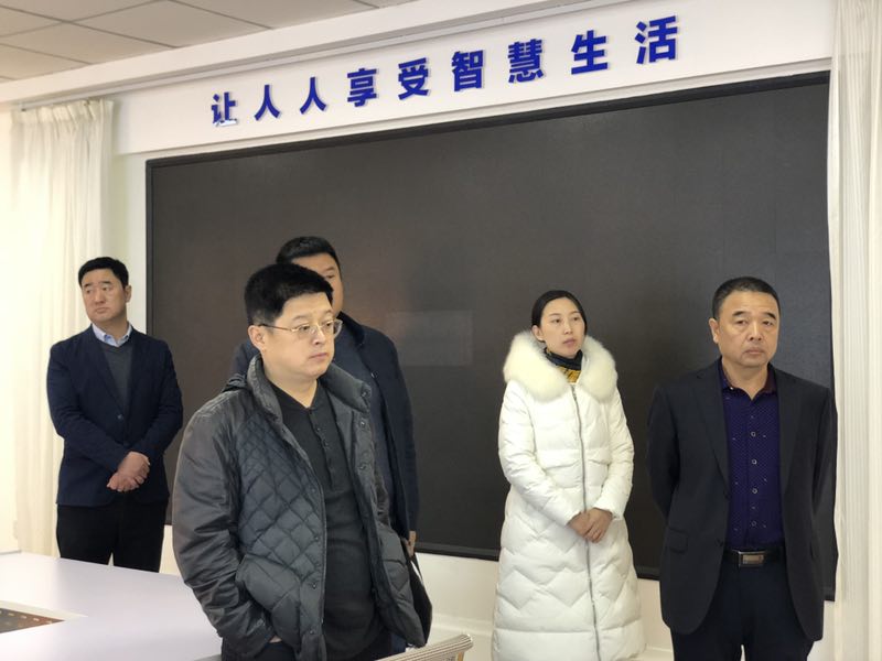 ÓÚÁ¦×Ü˾ÀíÒ»ÐÐÌýÈ¡¼¯ÍŸ÷¸öÏîÄ¿ÏÈÈÝ.jpg ÓÚÁ¦×Ü˾ÀíÒ»ÐÐÌýÈ¡¼¯ÍŸ÷¸öÏîÄ¿ÏÈÈÝ.jpg