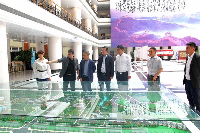 威尼斯569vip信息与沈阳理工大学签署战略相助协议2.jpg 威尼斯569vip信息与沈阳理工大学签署战略相助协议2.jpg